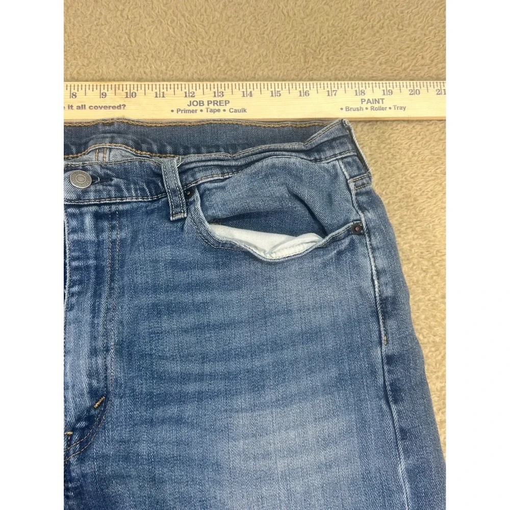 Levi Strauss & Co measurements waist